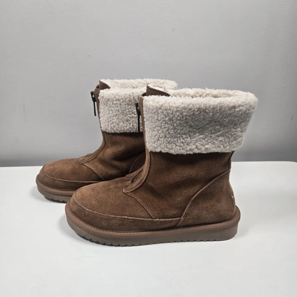 Koolaburra Chestnut Boots with Plush White Lining
